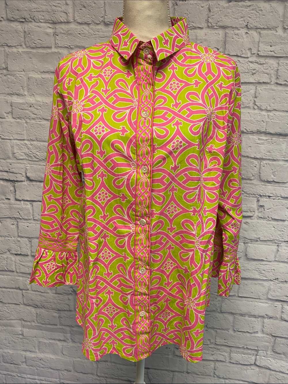 NWT Gretchen Scott Pink and Lime Button-Up Blouse Size Large